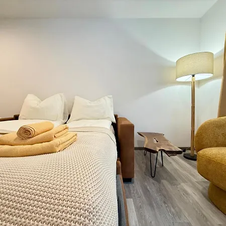 Treehouse - Alpinlake Apartment