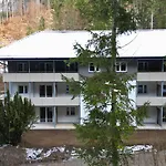 Treehouse - Alpinlake Apartment