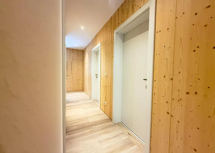 Treehouse - Alpinlake * Грюнау-им-Альмталь